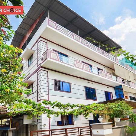 Oyo Home 81801 Akash Villa Trippapur Esterno foto