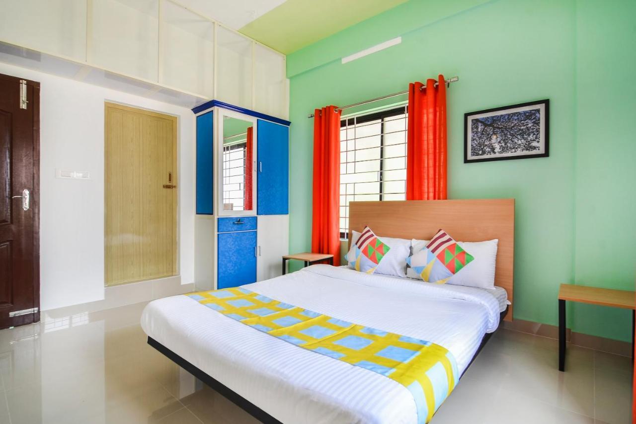 Oyo Home 81801 Akash Villa Trippapur Esterno foto