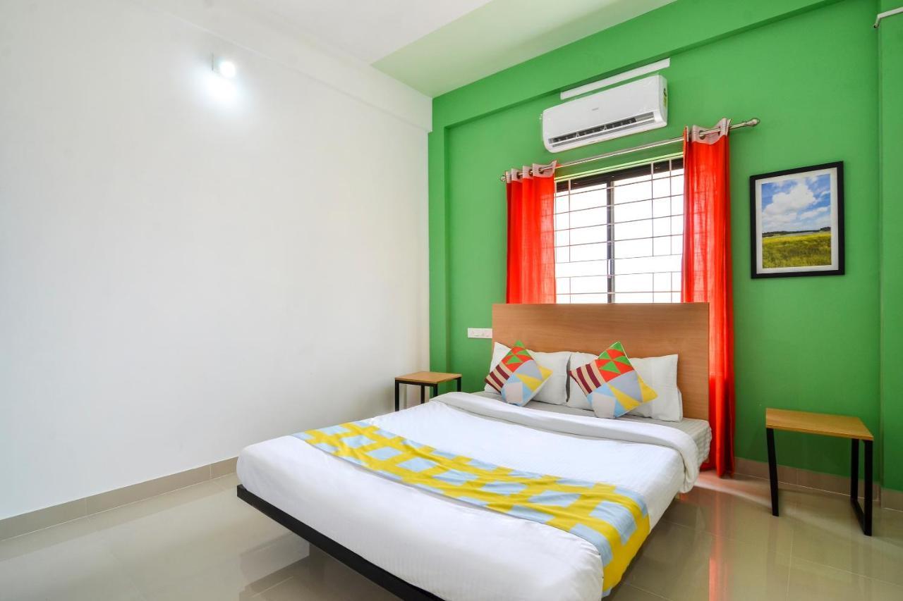 Oyo Home 81801 Akash Villa Trippapur Esterno foto