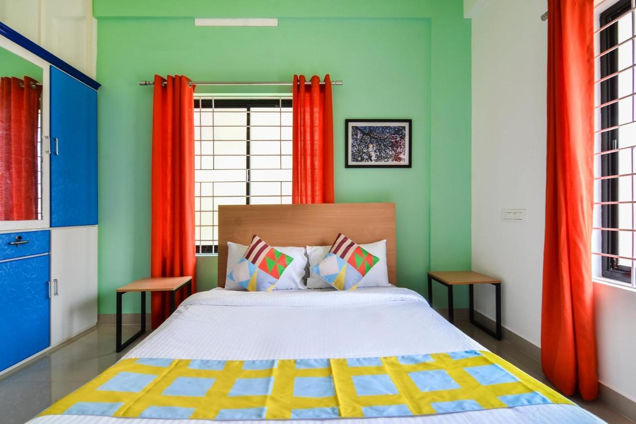 Oyo Home 81801 Akash Villa Trippapur Esterno foto