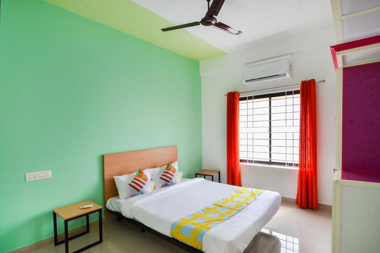 Oyo Home 81801 Akash Villa Trippapur Esterno foto