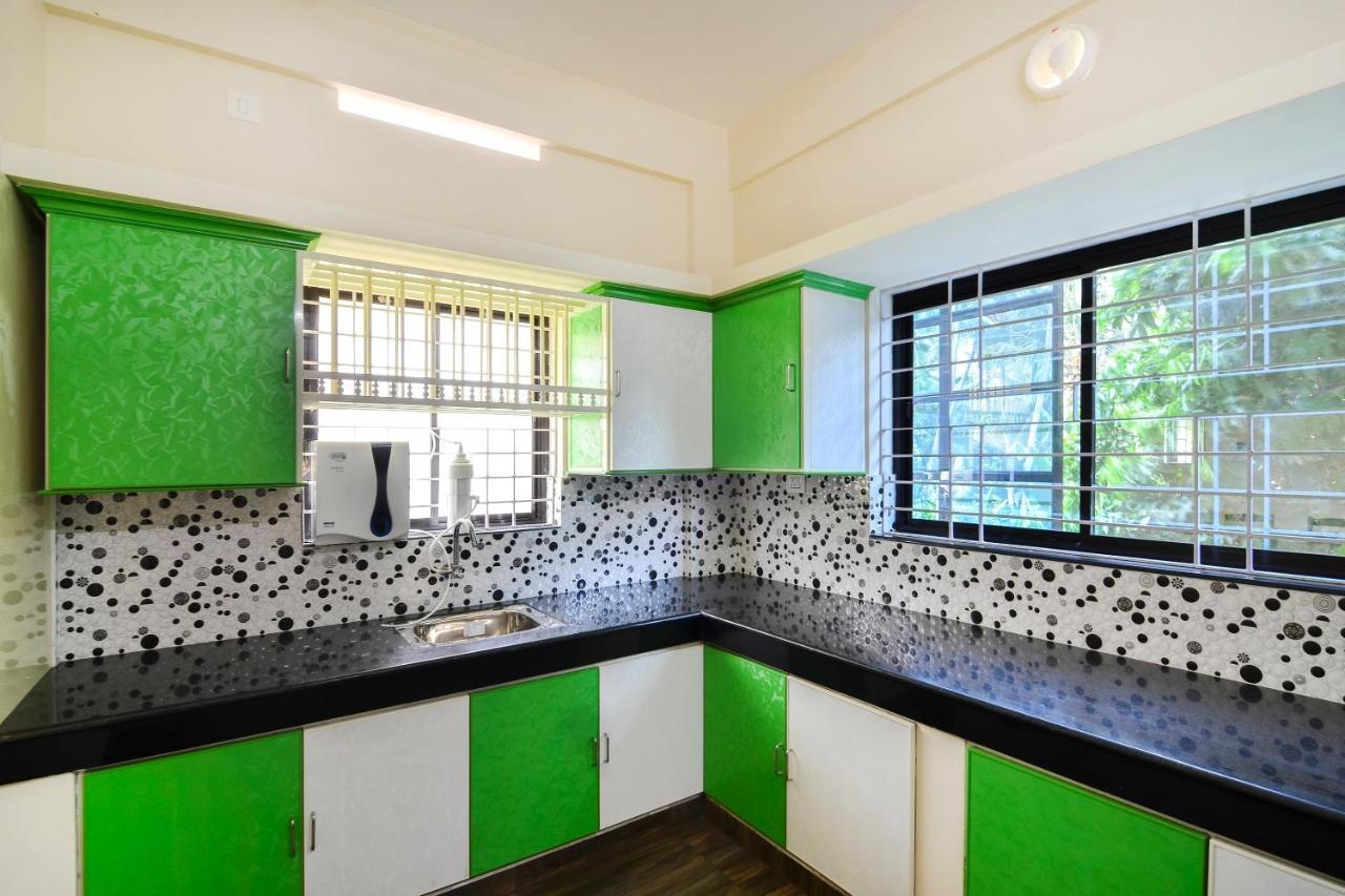 Oyo Home 81801 Akash Villa Trippapur Esterno foto